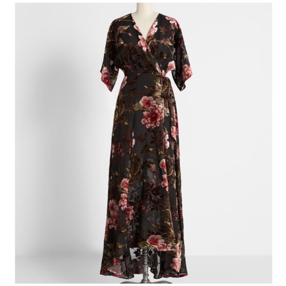Hutch Dresses & Skirts - Modcloth Velvet Floral Maxi Wrap Dress